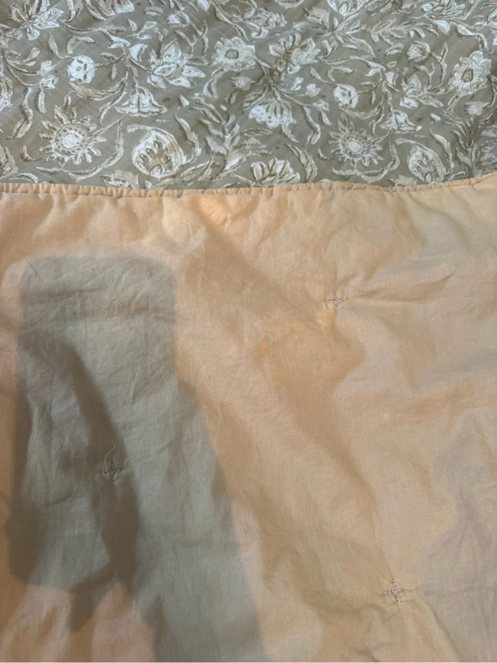 Threshold Floral comforter - Beige Cream